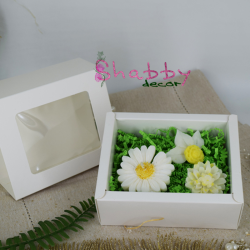Cadou Special Lumanari Parfumate Spring in a Box